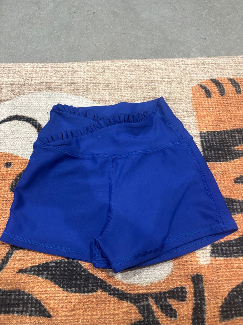 Tiger Friday dark blue, high waisted ruffle shorts